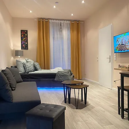 Apartment Subway